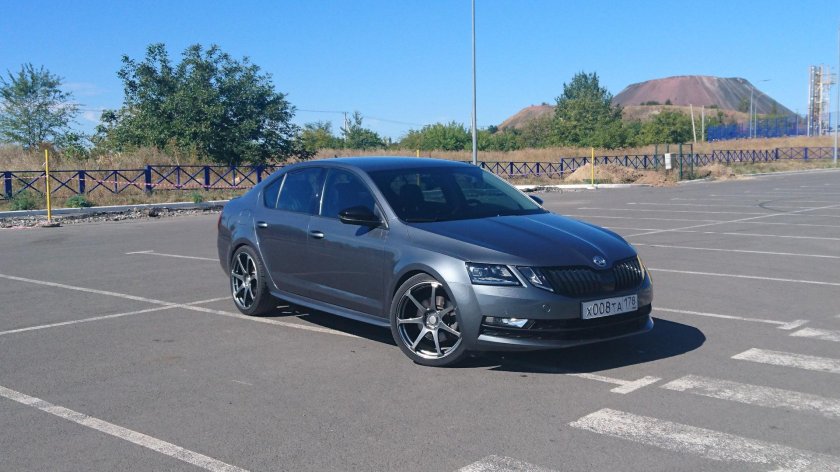 Skoda Octavia a8 Black