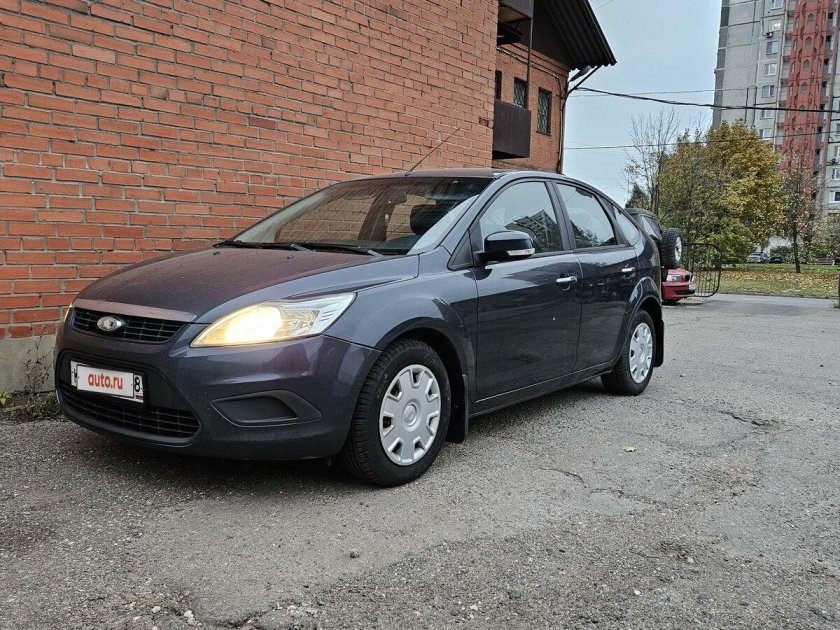 Форд фокус 2 рестайлинг хэтчбек серый