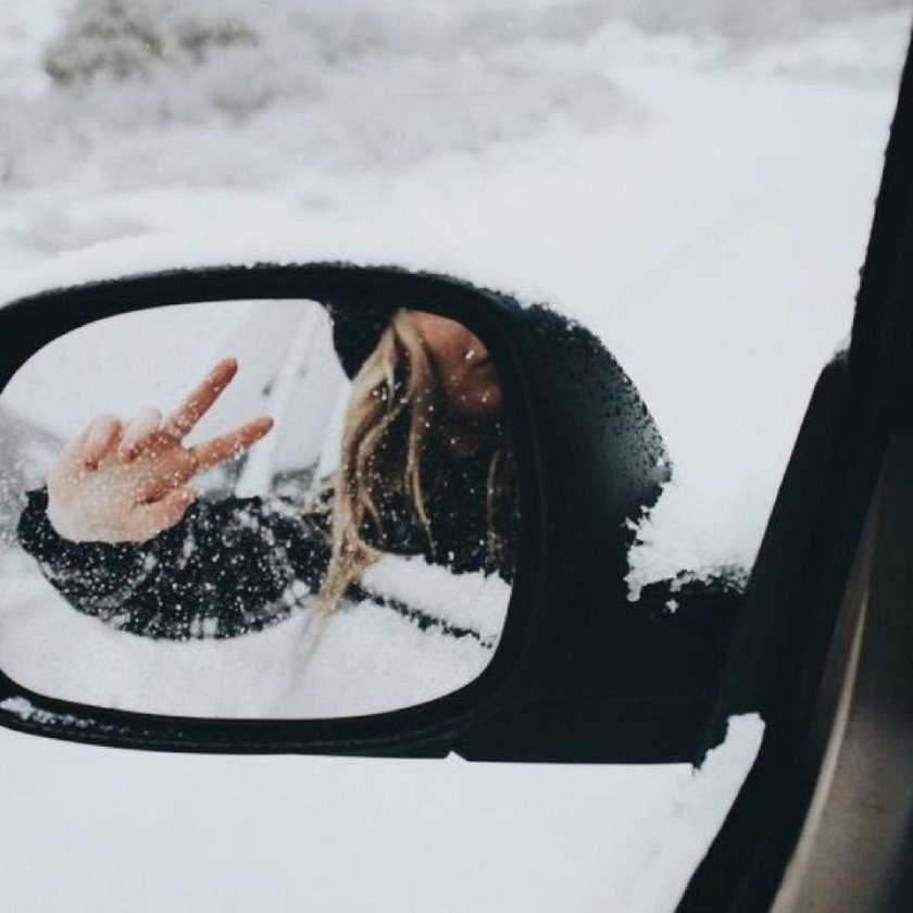 Машина зимой