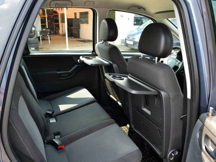 Opel Meriva 2008 салон