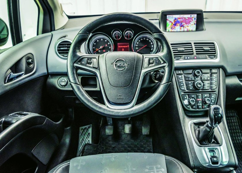 Opel Meriva 2012 салон