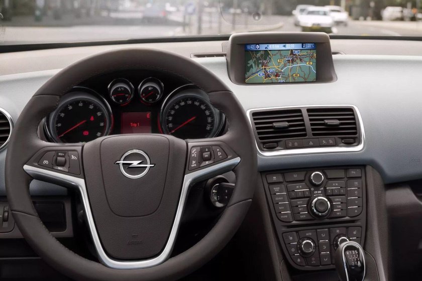 Opel Meriva a 2010 салон