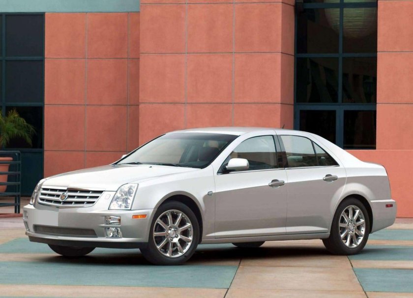 Кадиллак седан 2005