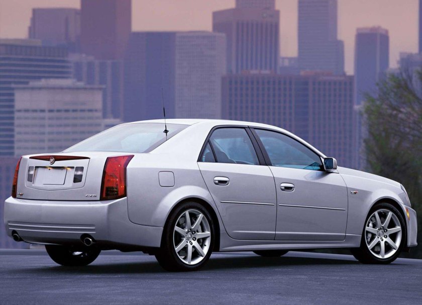 Cadillac CTS V 2004