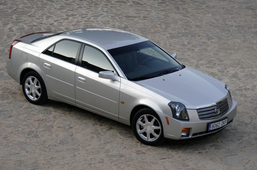Кадиллак CTS 2002