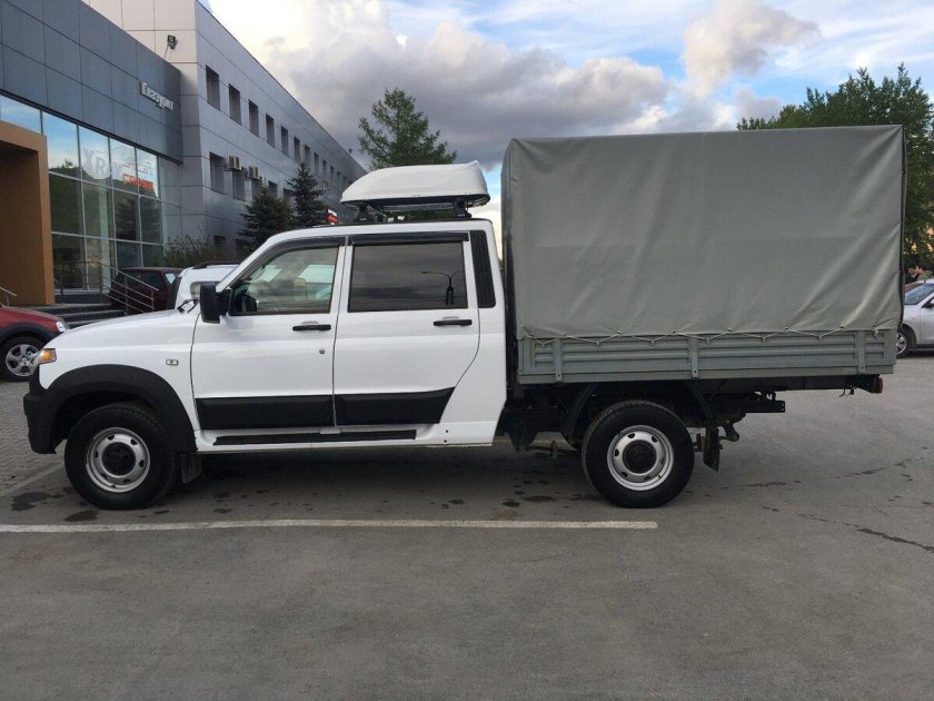 УАЗ профи 2017 двухрядная кабина