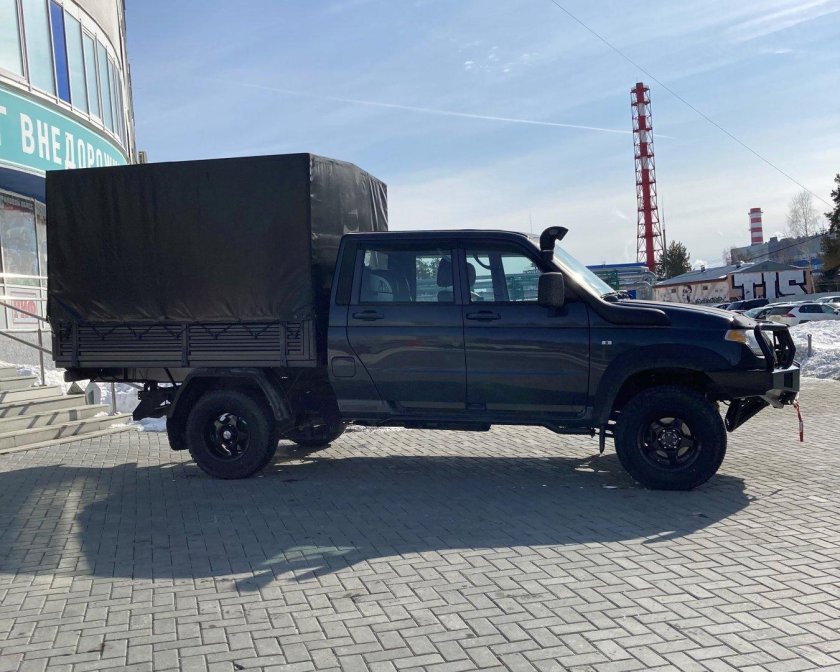 УАЗ профи 4х4