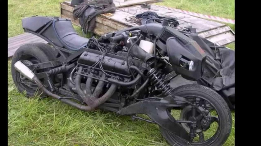 Мотоцикл Урал с двигателем ГАЗ 53