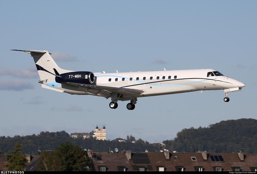 Embraer EMB-135bj Legacy 650