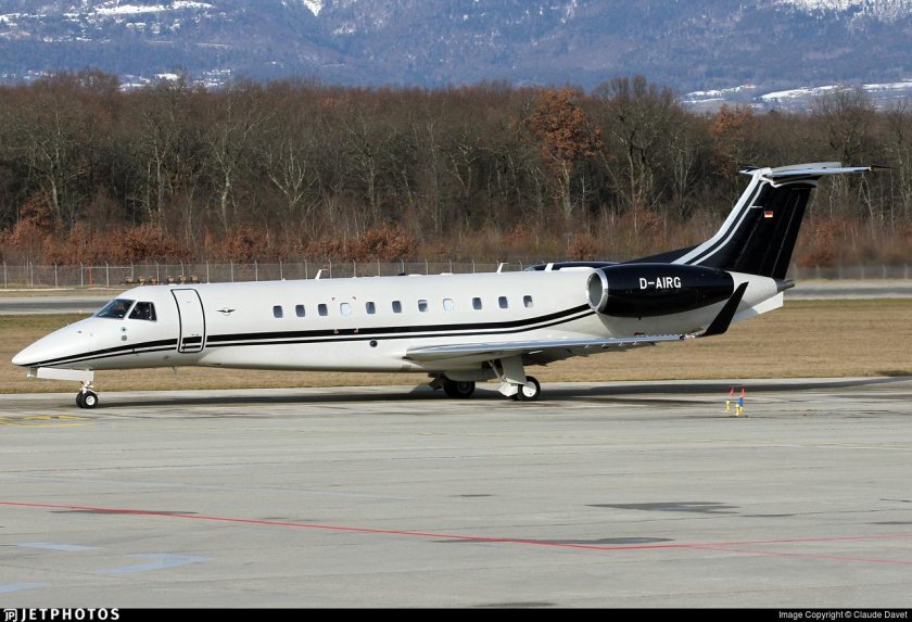 Embraer EMB-135bj Legacy 650