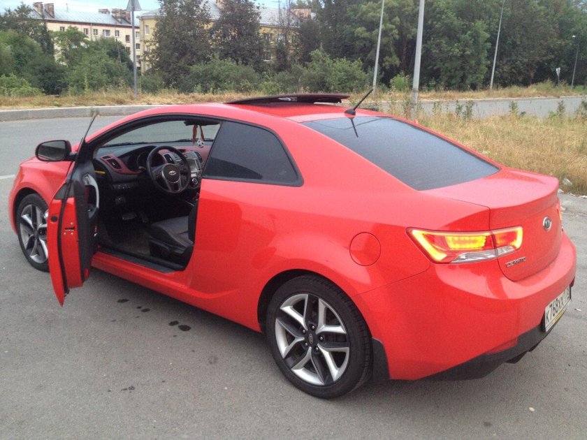 Kia Cerato 2 Koup