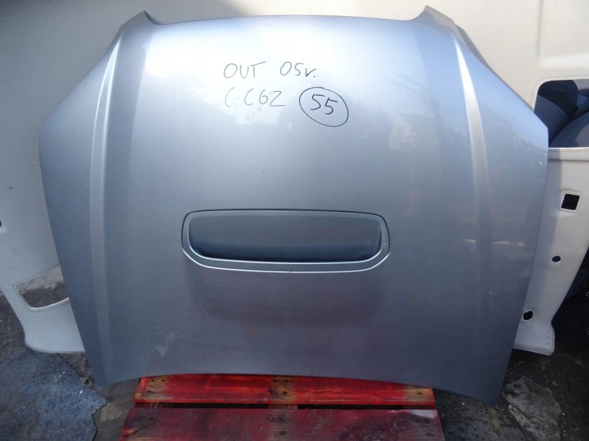 Капот Субару Аутбек 2004