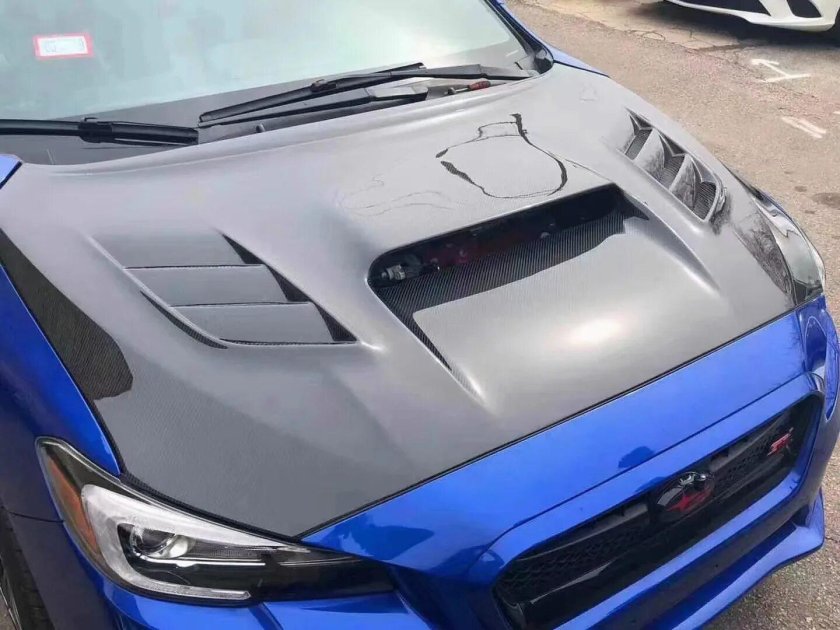 Пластиковый капот в стиле Субару