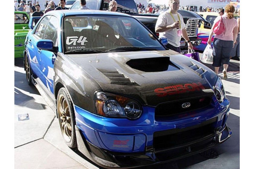 Subaru WRX STI карбоновый капот