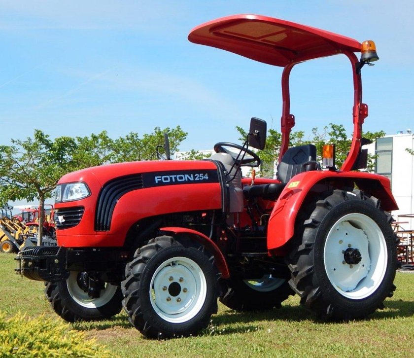 Трактор Фотон 254
