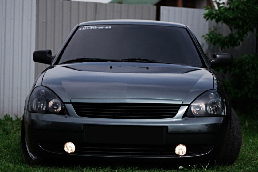 Решетка радиатора Лада Приора