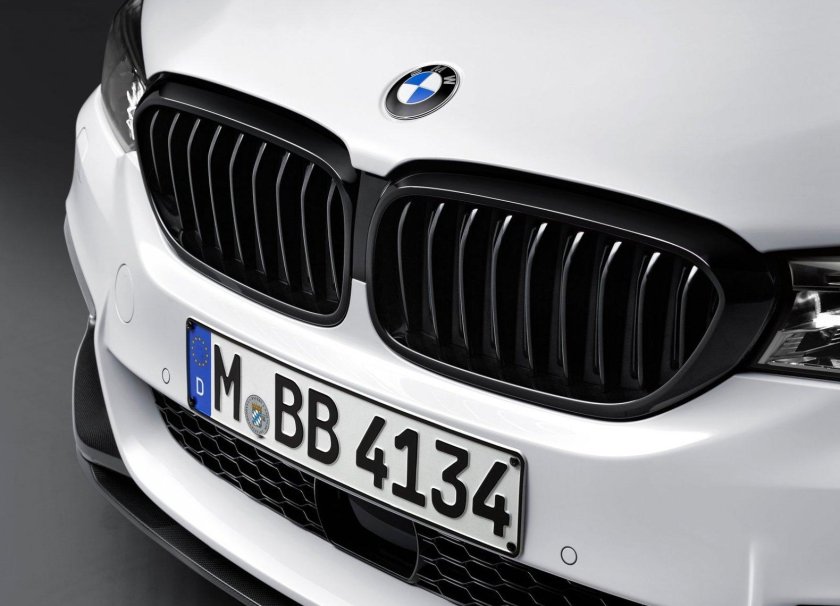 Черная решетка BMW g30
