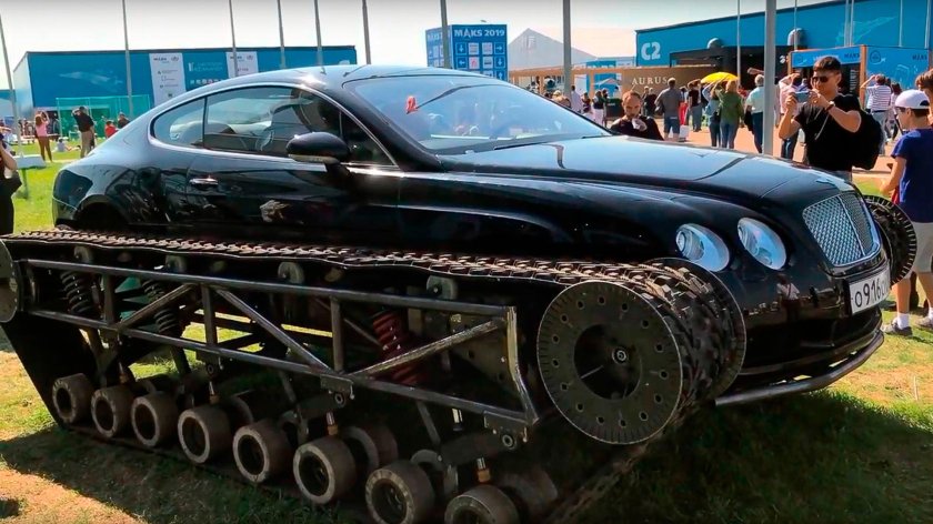 Бентли на гусеницах академик