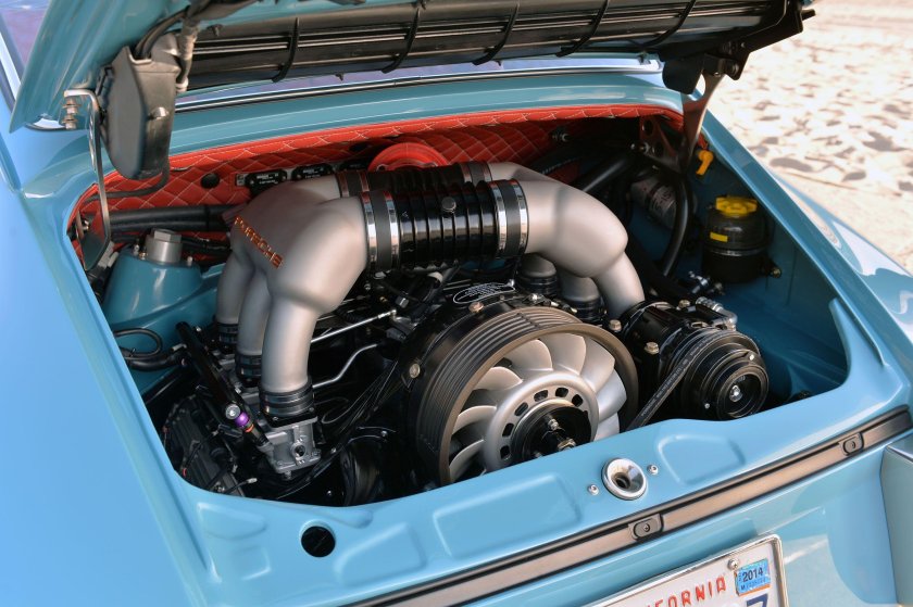 Мотор Порше 911