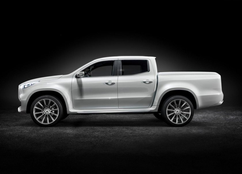 Mercedes Benz x class 2022