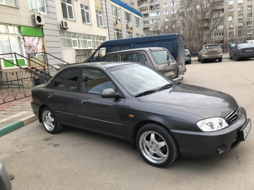 Kia Spectra на 16 дисках
