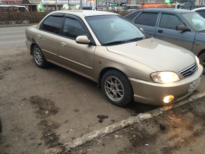Kia Spectra r15