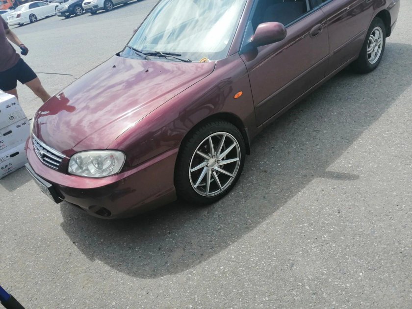 Kia Spectra r17