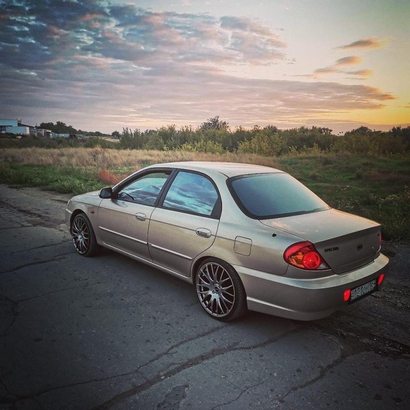 Kia Spectra на 16 дисках