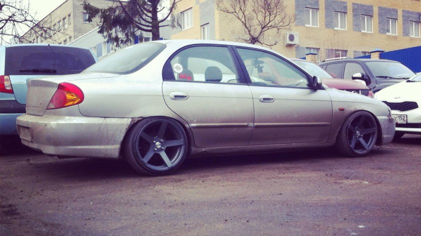 Киа спектра на ВОССЕНАХ 17