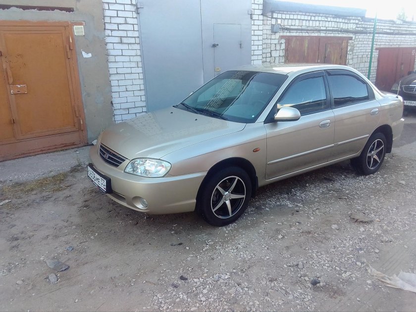 Kia Spectra r15