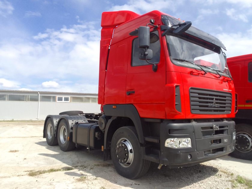 Седельный тягач маз‑643028