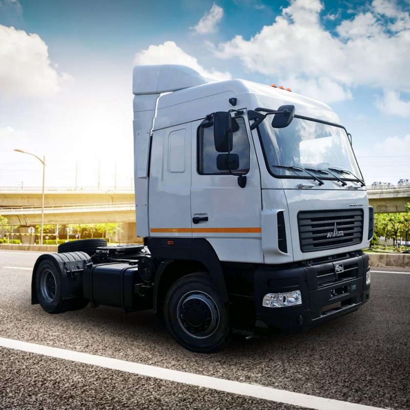 Седельный тягач маз