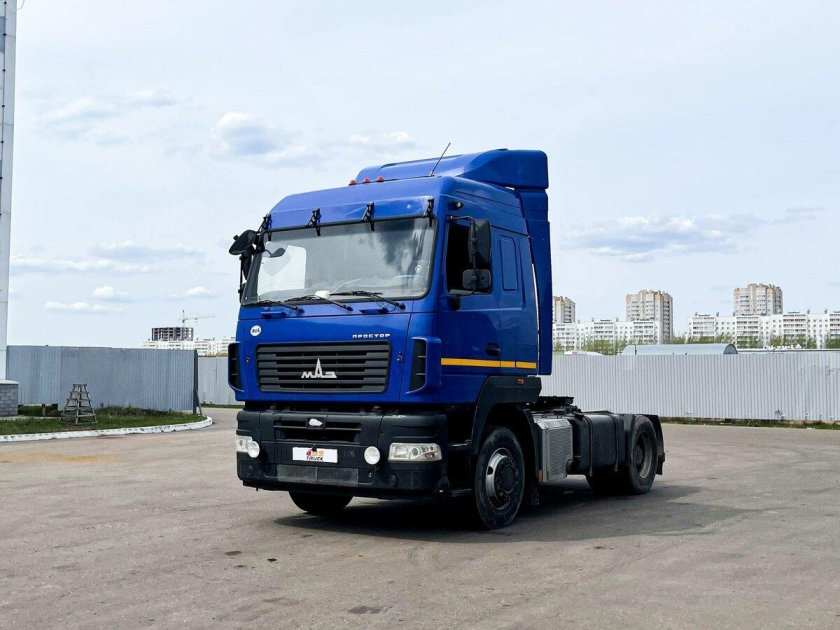 МАЗ 5440 синий