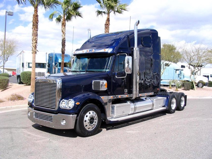 Фредлайнер Коронадо