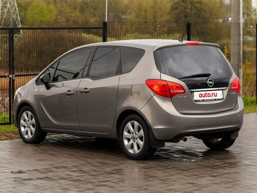 Опель мерива 2012