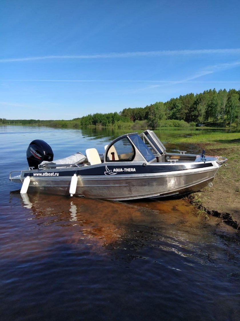 Алюминиевая моторная лодка