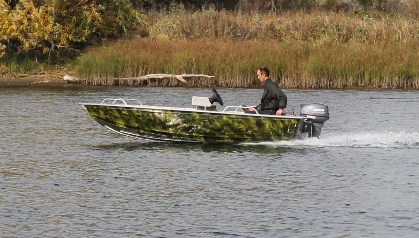 Лодка плотва 3.9 BS