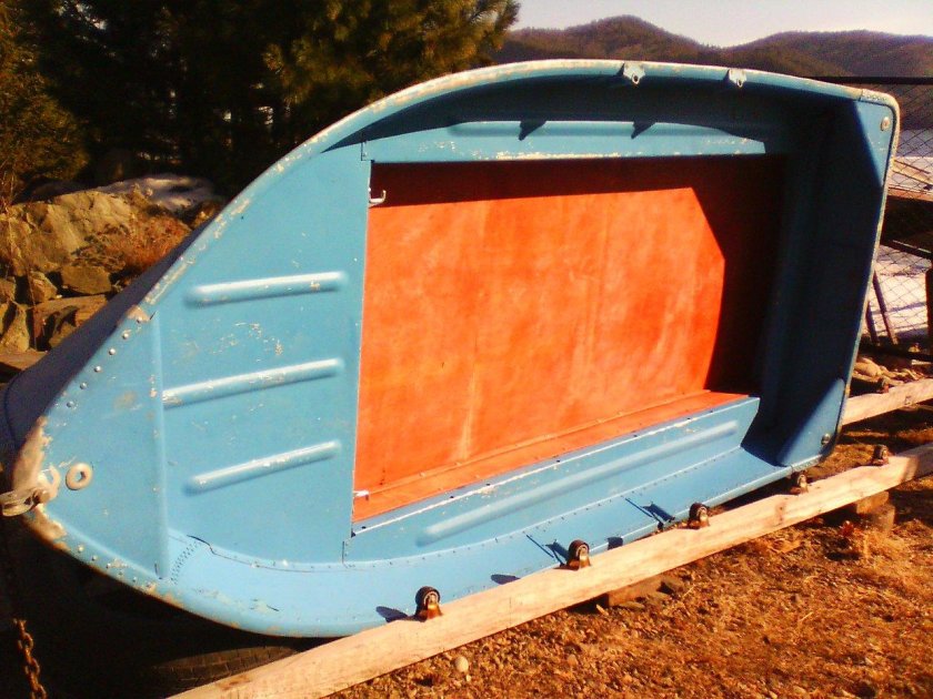 Лодка Ерш 3912р