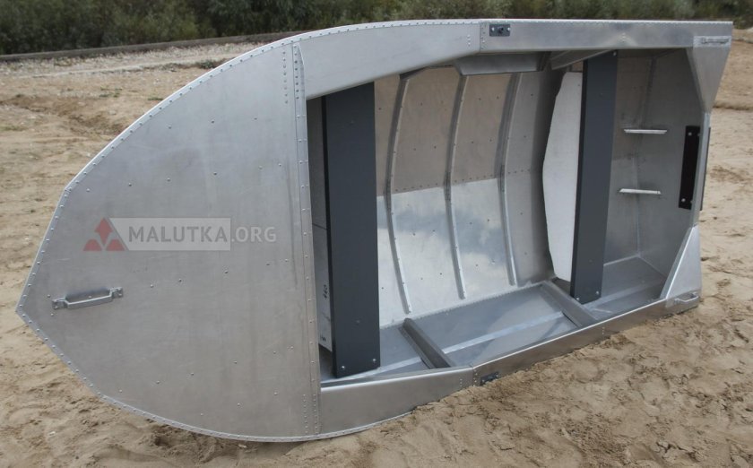 Алюминиевая лодка Мста-н 3.7