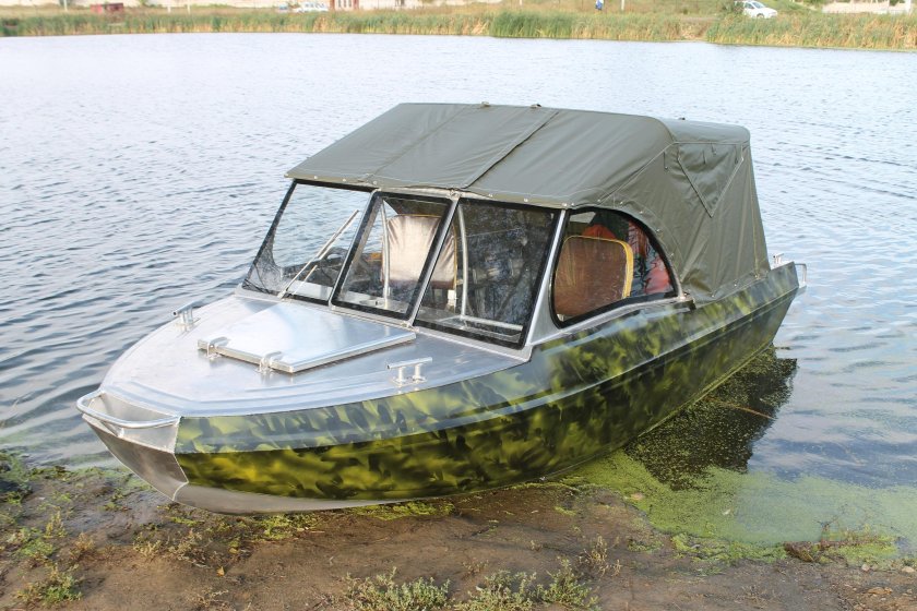 Лодка Ерш 390