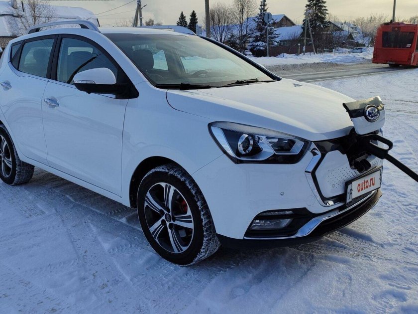 Машина jac iev7s