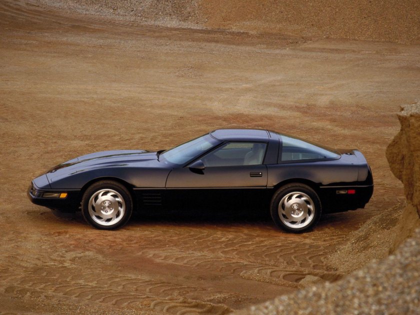 Chevrolet Corvette 1983