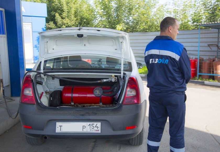 Автомобиль ГАЗ