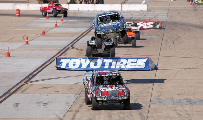 Гонки на пикапах