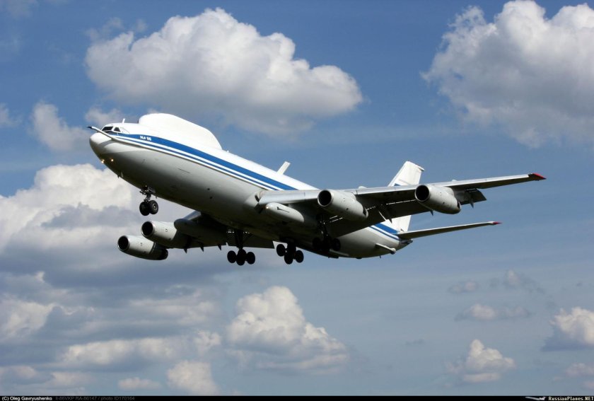 Самолет ил 86