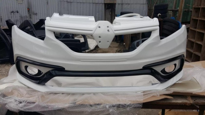 Бампер Рено Логан 2015