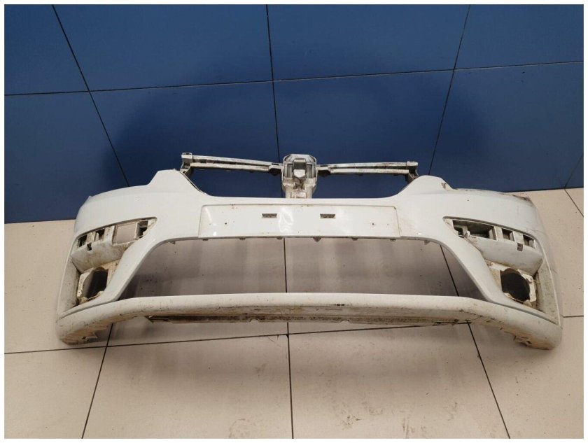 620220063r бампер передний