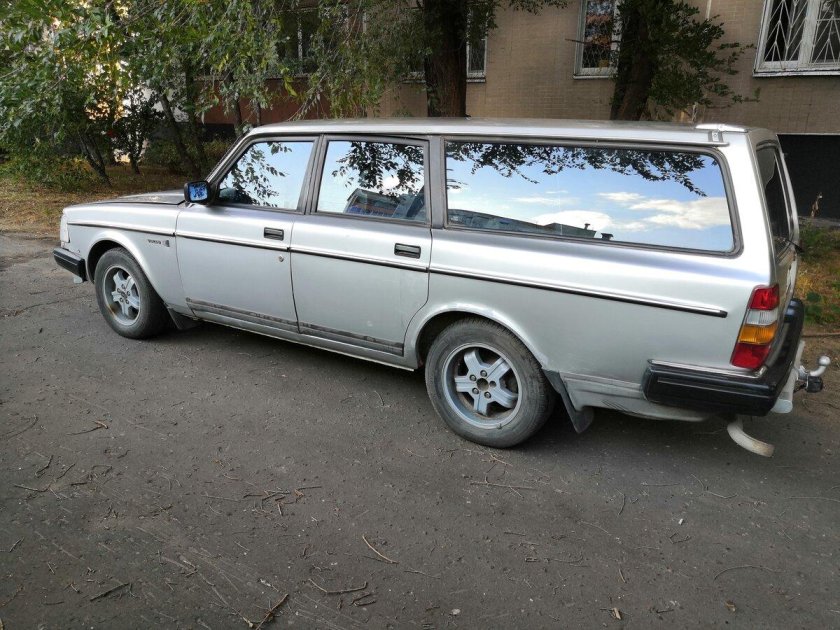 Volvo 240 универсал