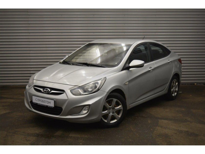 Hyundai solaris 2011