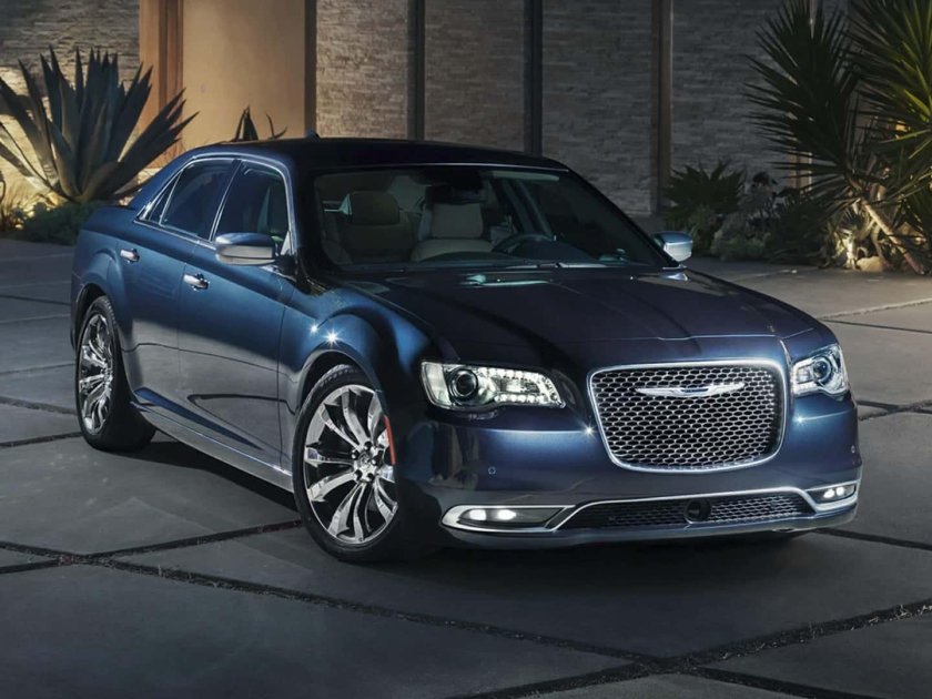 Chrysler 300 2022